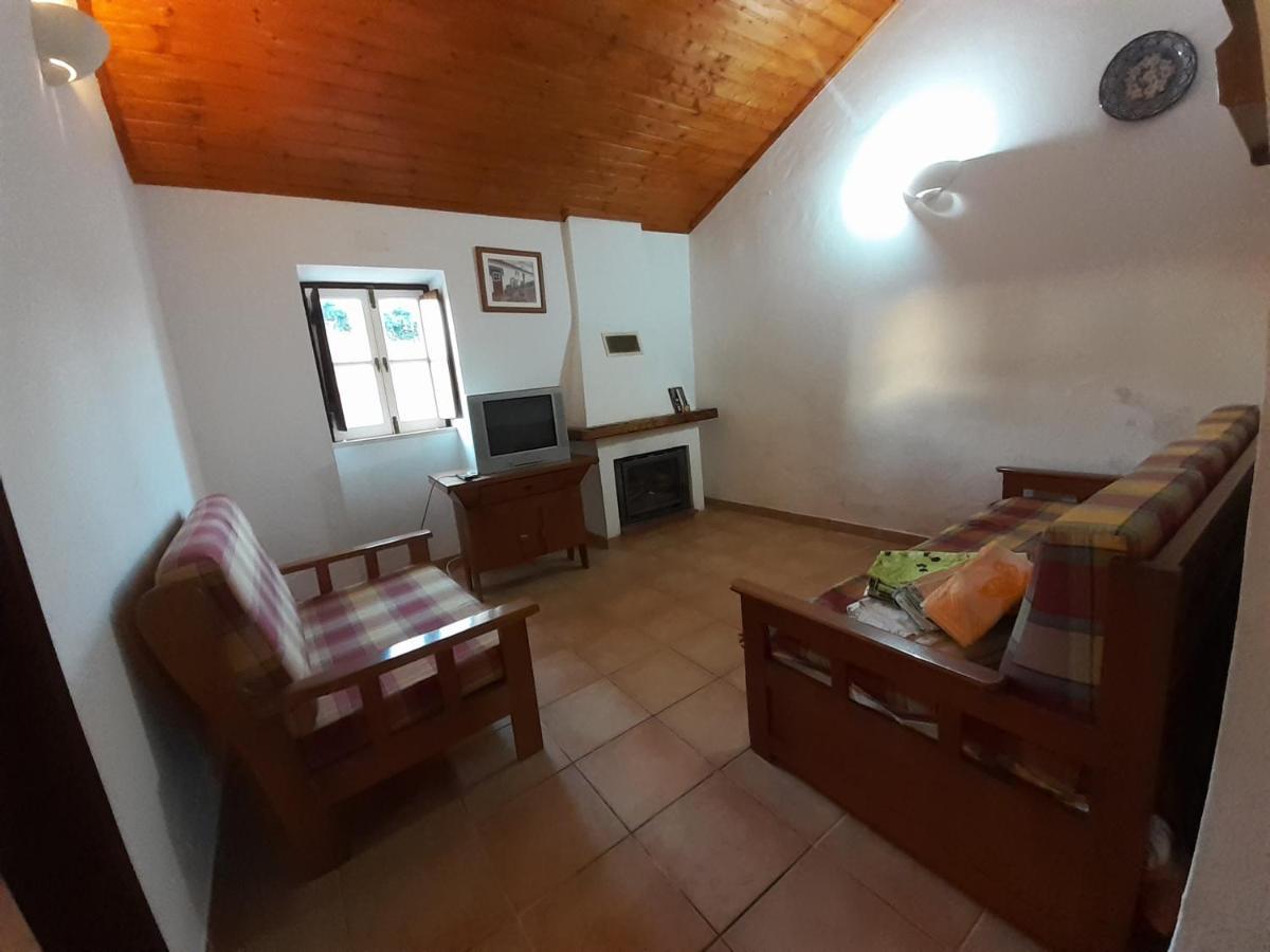 Monte Das Covas São Teotónio Buitenkant foto