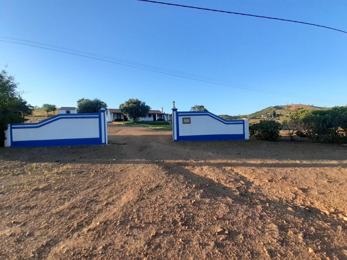 Monte Das Covas São Teotónio Buitenkant foto